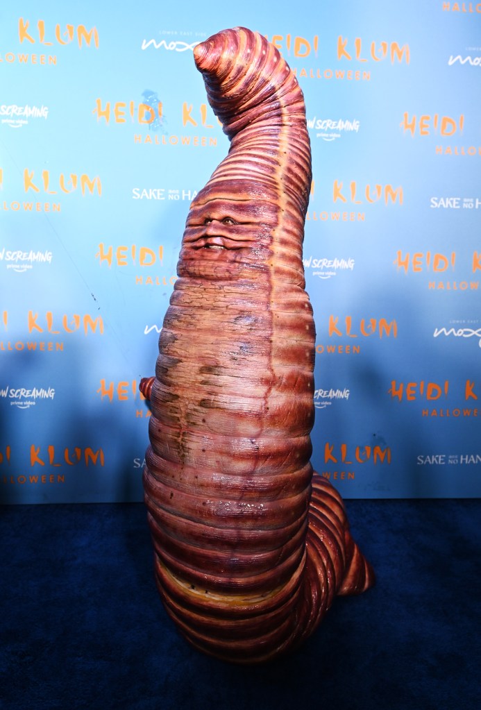 Heidi Klum dressed as a worm for 2023 Halloween. 