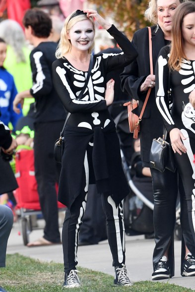Kirsten Dunst dressed as a skeleton