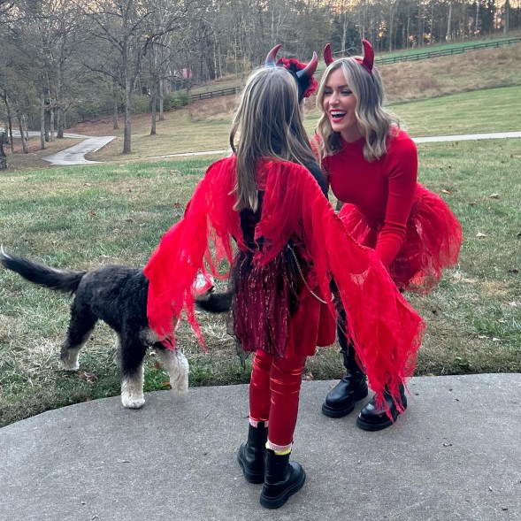 kristin cavallari and her daughter dressed as devils