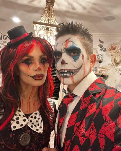 tamra and eddie judge dressed in halloween cosutmes and clown face paint